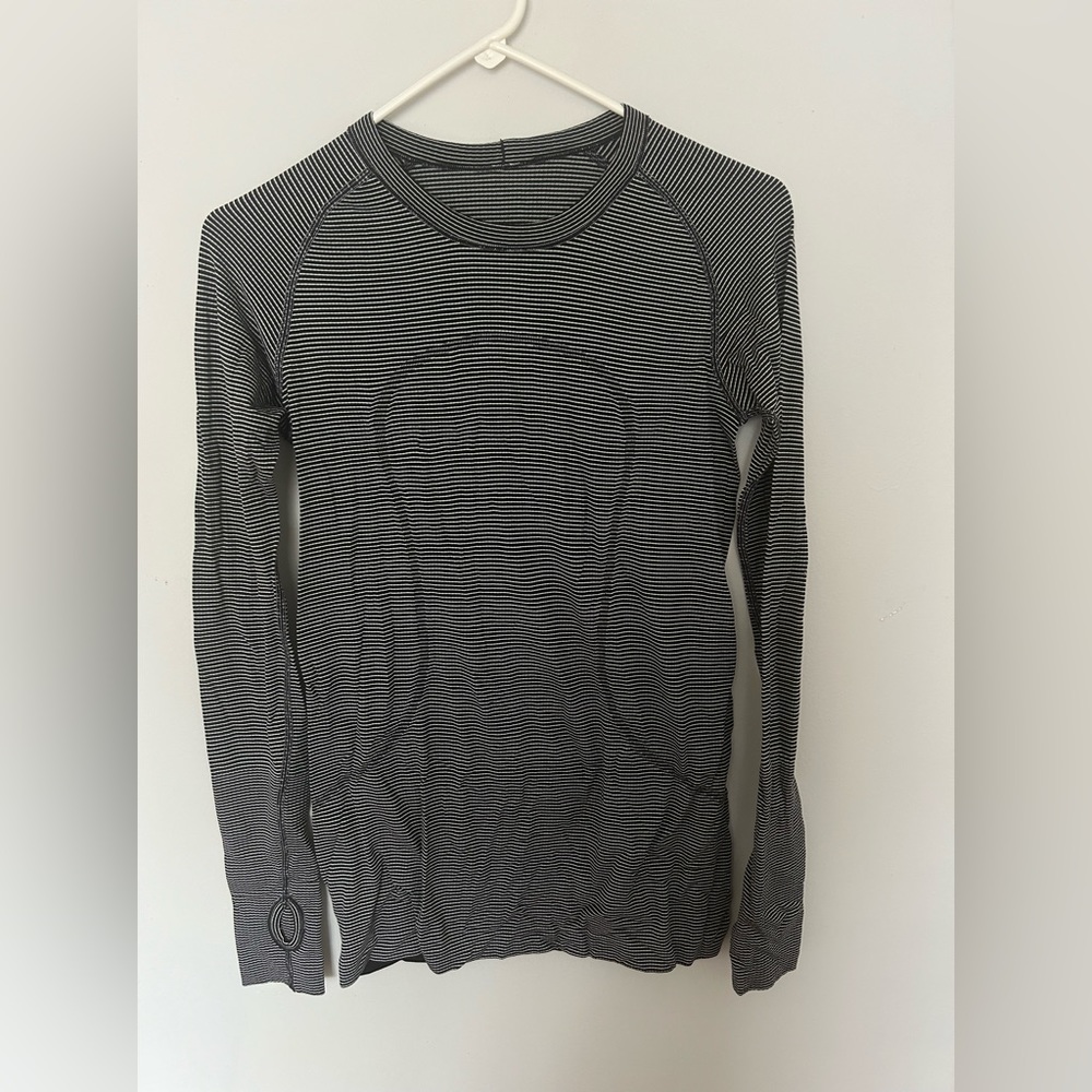 Lulu Lemon long sleeve